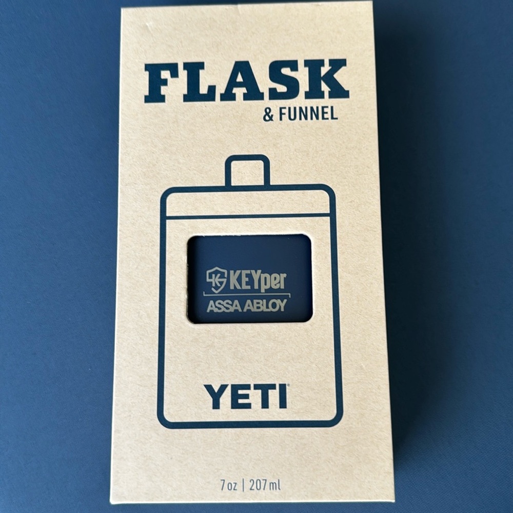YETI Flask & Funnel- 7oz Navy Blue